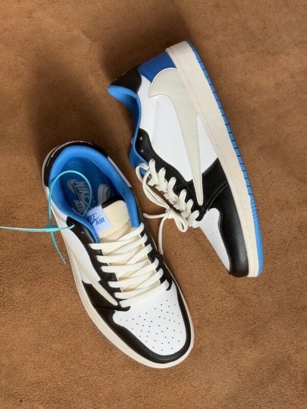 Nike Travis Scott Air Jordan 1 Low Cactus Blue