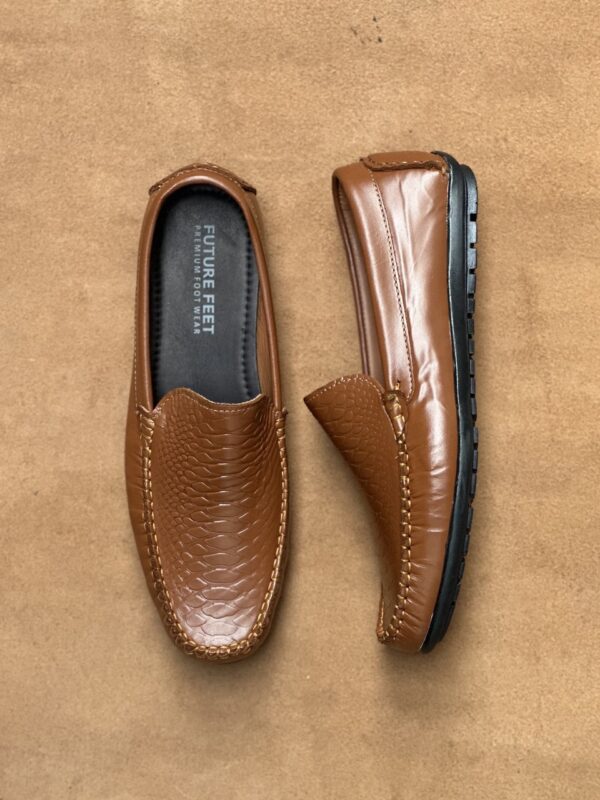 Men's Tan Cow Leather Crocodile Embossed Casual Loafer