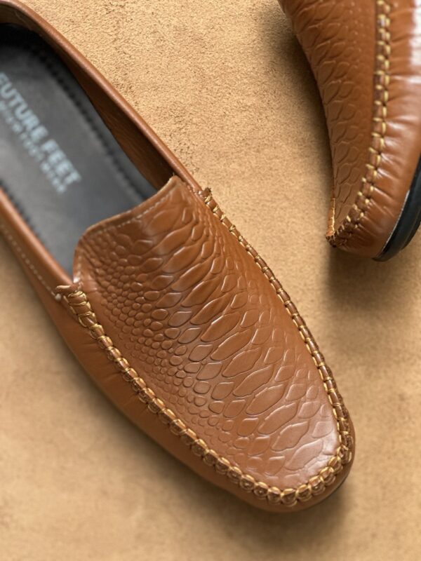 Men's Tan Cow Leather Crocodile Embossed Casual Loafer - Image 2