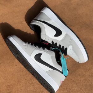 Nike Air Jordan 1 Low (Gray/Black)