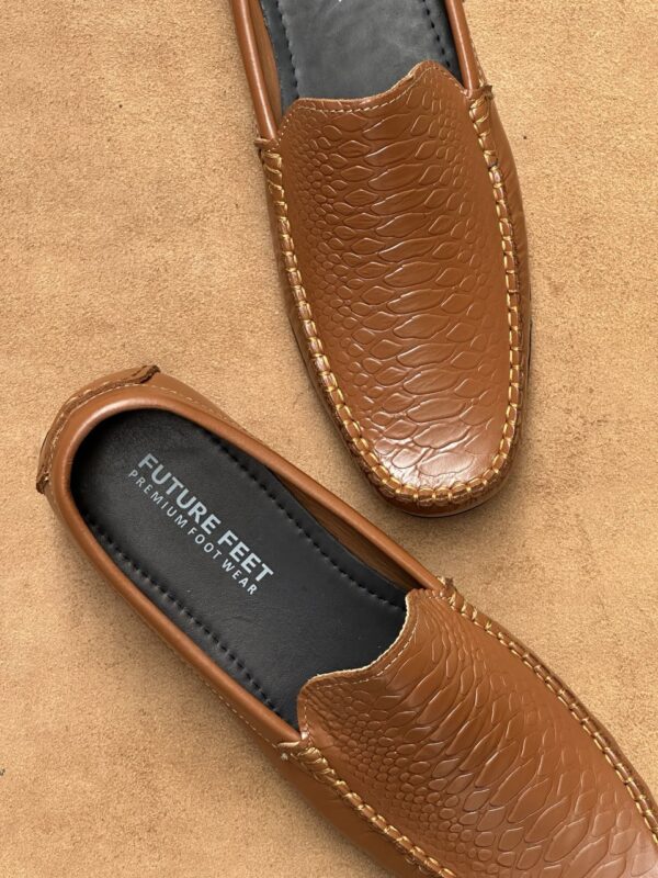 Men's Tan Cow Leather Crocodile Embossed Casual Loafer - Image 3