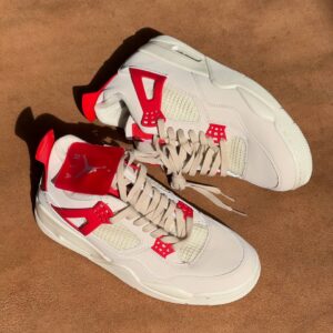 Nike Air Jordan 4